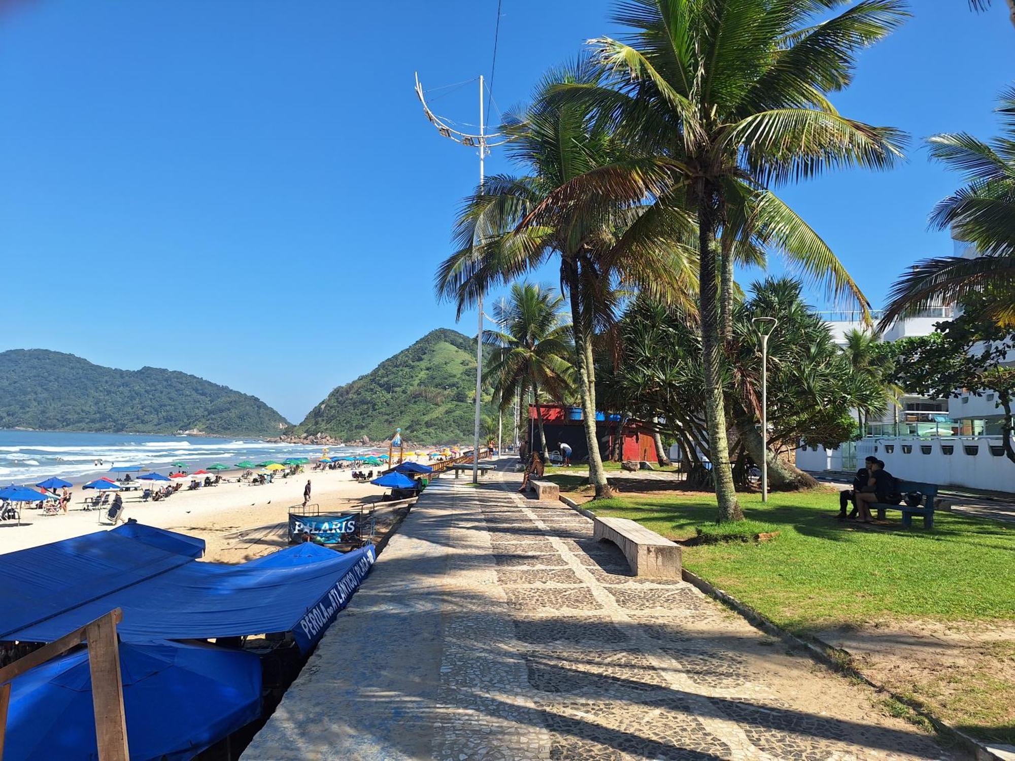 Duplex Pe Na Areia, Praia Do Tombo - Guaruja/Sp. Exterior foto
